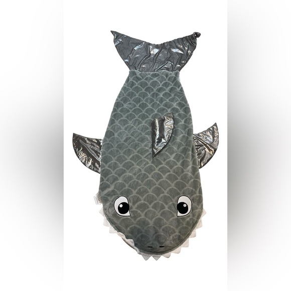 Kids Shark Blanket Sleeping Bag Jay Franco Gray White Teeth Fins - Picture 2 of 10